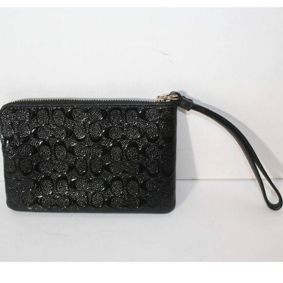 Coach debossed black wristlet - Picture 4 of 4